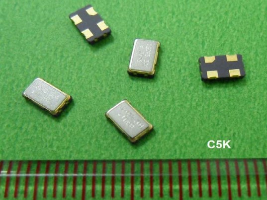 C5KC30-32.768-15-3.0V,32.768KHz,5032mm,C5K,ITTI石英晶体振荡器